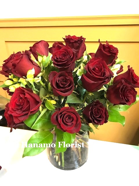 ROSE214 ... 18 Premium Red Roses in the Vase - Click Image to Close